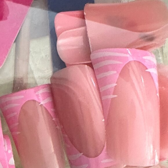 Press On Nails  (3 PACK) - Picture 4 of 4